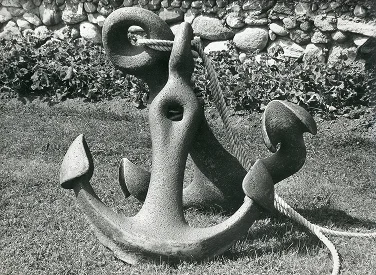 Pie jūras – eksponāts 8. dārza keramikas izstādē. 1984.